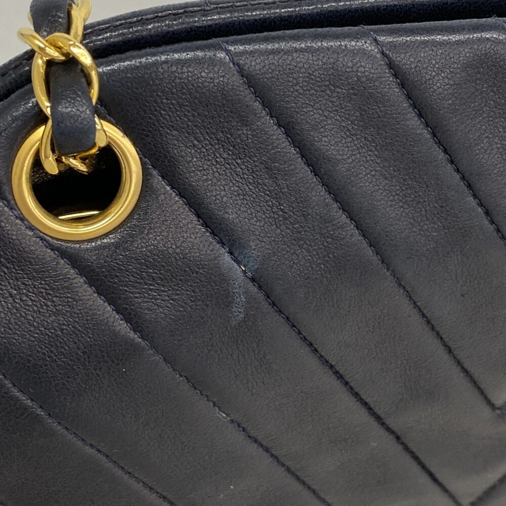 CHANEL Blue Lambskin Leather Shoulder Bag - Picture 7 of 10